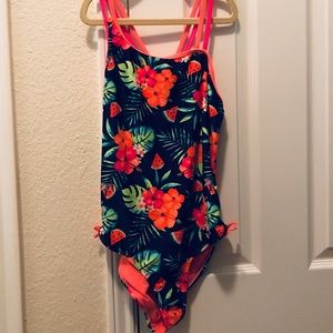 One piece bathing suit from wonder nation